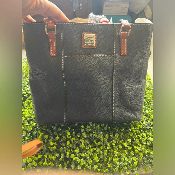 - Dooney & Bourke Pebble Grain
Leather Lexington - Picture 3 of 6